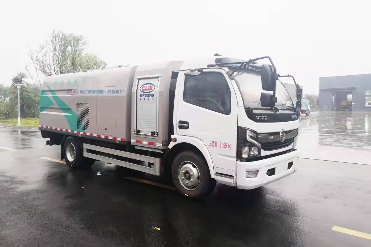 東風(fēng)凱普特純電動(dòng)護(hù)欄清洗車(chē)