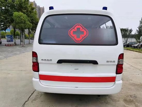 國(guó)六金杯新快運(yùn)救護(hù)車