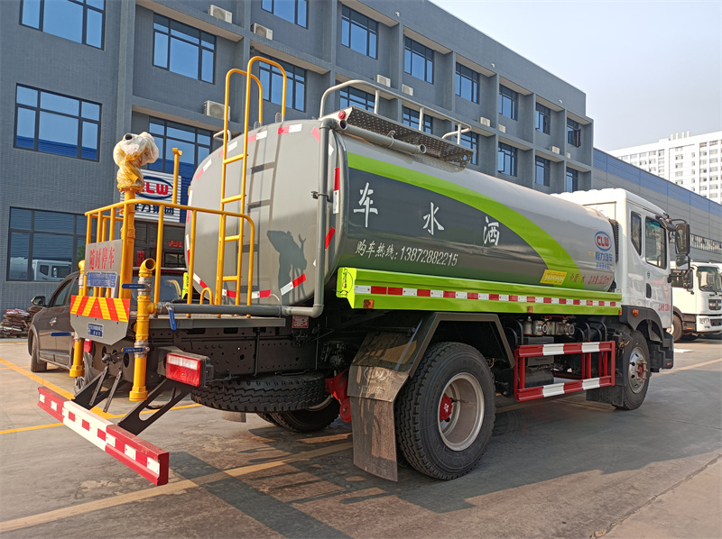 東風(fēng)D9新款10-12噸灑水車(chē)--國(guó)六系列