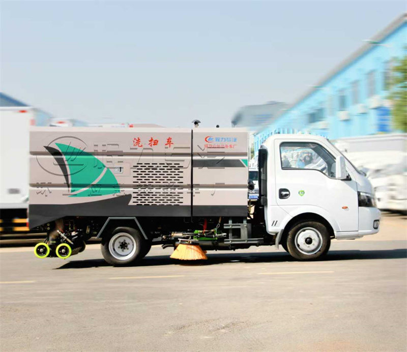 東風(fēng)途逸藍牌洗掃車